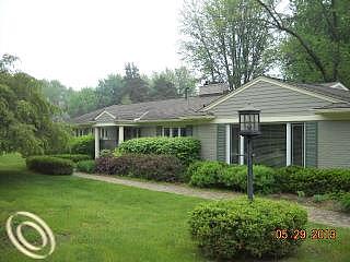 Yorkton, Bloomfield Hills, MI 48304 