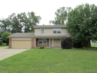 Squirrel Valley Dr, Bloomfield Hills, MI 48304 