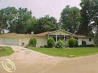 Wellington Ave, Bloomfield Hills, MI 48302 