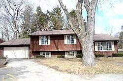 Highlander St, Lake Orion, MI 48362 