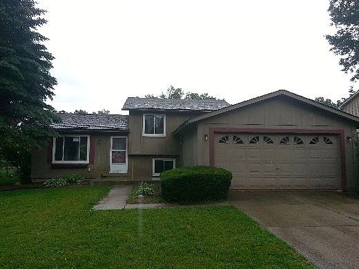 Calais Dr, Lake Orion, MI 48359 