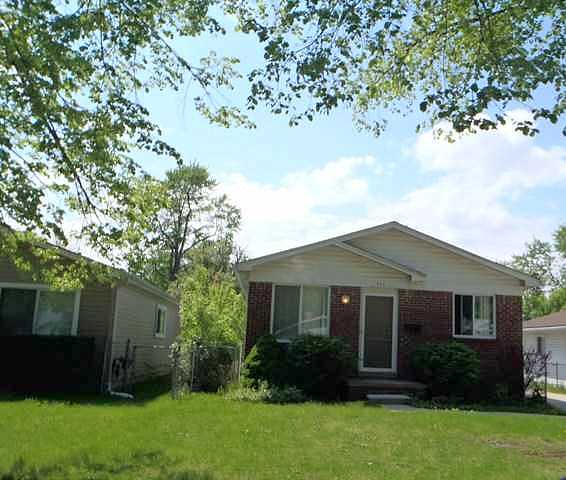 Leitch, Ferndale, MI 48220 