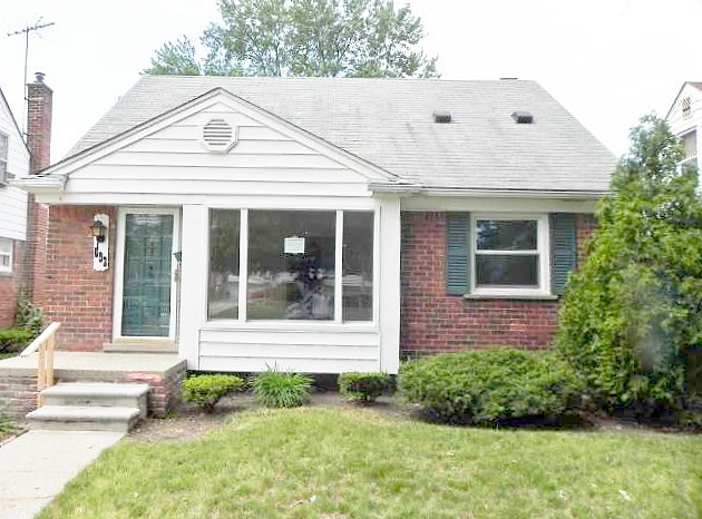 Sherbourne St, Inkster, MI 48141 