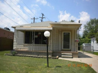 Tuscany Ave, Eastpointe, MI 48021 