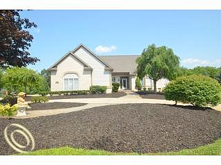 Mystic Valley Dr, White Lake, MI 48383 