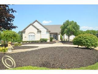 Mystic Valley Dr, White Lake, MI 48383 