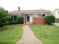 Rosemary St, Dearborn Heights, MI 48127 