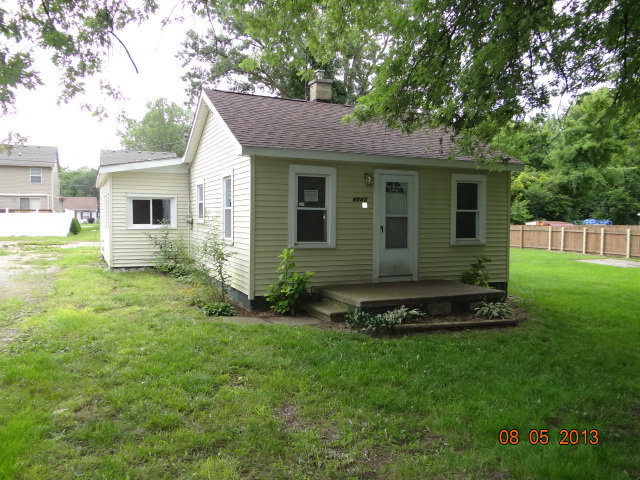 6045 Newberry, Romulus, MI 48174 