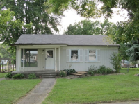 25260 Reeck Rd, Woodhaven, MI 48183 