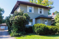 Oak St, Niles, MI 49120 