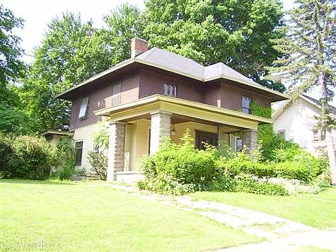 Dewey St West, Buchanan, MI 49107 