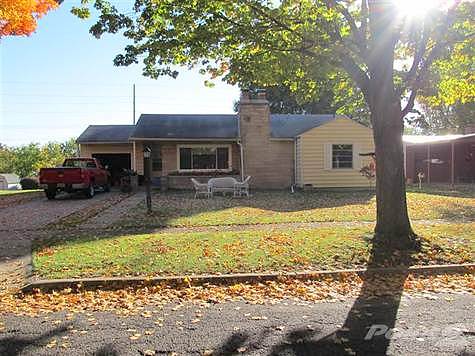 Claremont St, Buchanan, MI 49107 