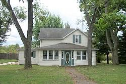 Maple, Benton Harbor, MI 49022 