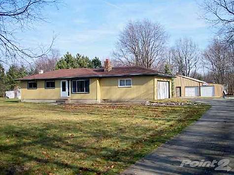 W Cecil Road, Cadillac, MI 49601 
