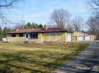 W Cecil Road, Cadillac, MI 49601 