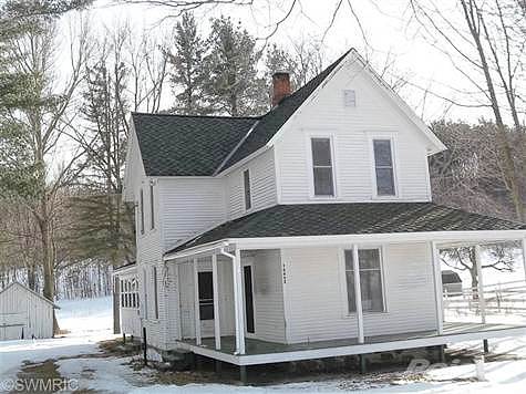 10902 50 Rd East, Cadillac, MI 10902 