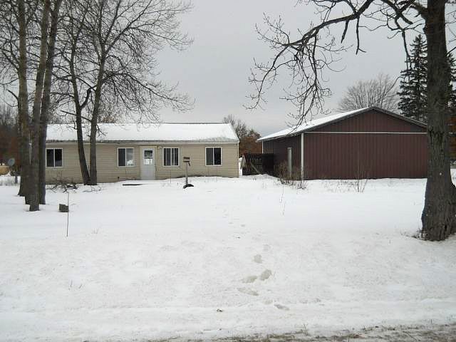 W Airline Rd, Weidman, MI 48893 