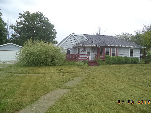 Dixie, Newport, MI 48166 