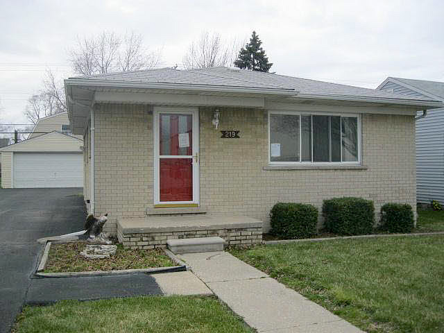 Huber, Monroe, MI 48162 