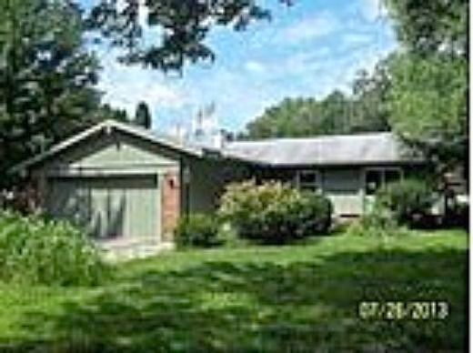 Adler Rd, Lambertville, MI 48144 