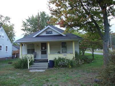 Butternut, Lambertville, MI 48144 