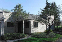 Golf Lakes Court E 3, Bay City, MI 48706 