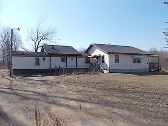 N Lewis Rd, Coleman, MI 48618 
