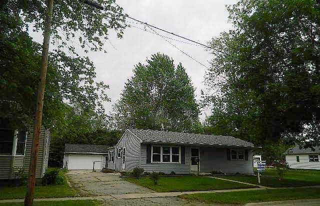 Fulton, Williamston, MI 48895 