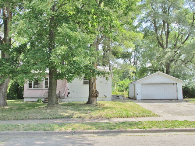 790 Cameron Ave, Pontiac, MI 48340 