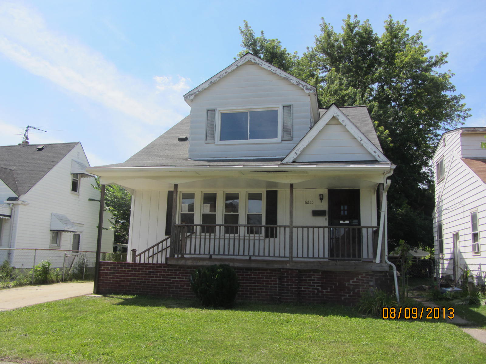 6255 Plainview Ave, Detroit, MI 48228 