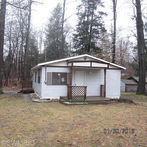 Oak, Grand Junction, MI 49056 