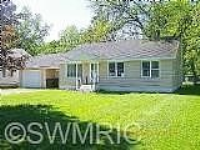 High, Bangor, MI 49013 
