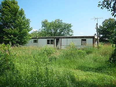 40Th, Bangor, MI 49013 