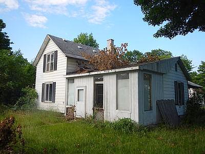 Oak, Gobles, MI 49055 