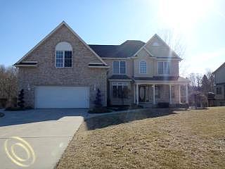 Walnut Creek Dr, Flint, MI 48532 