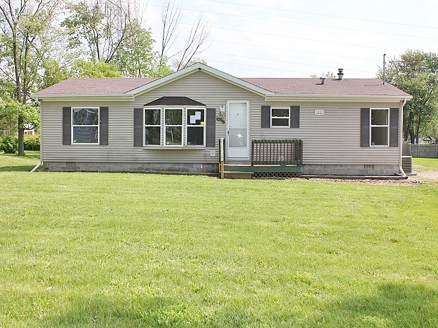 Frances, Mount Morris, MI 48458 