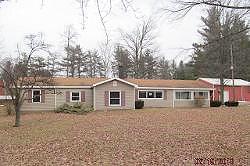 Bueche, Montrose, MI 48457 