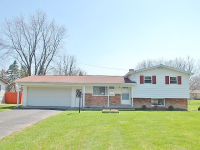 Darlene Ave, Burton, MI 48519 