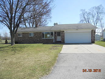 Hetzner Dr, Saginaw, MI 48603 