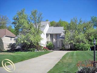 Woodspur, Commerce Township, MI 48382 