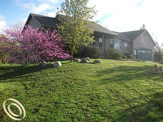 Andres Dr, Almont, MI 48003 