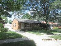 Genesess Drive, Royal Oak, MI 48073 