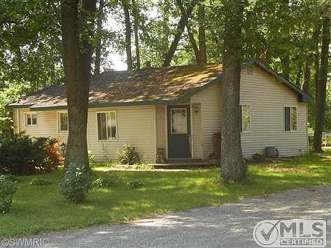 Forest Park Rd West, Twin Lake, MI 49457 