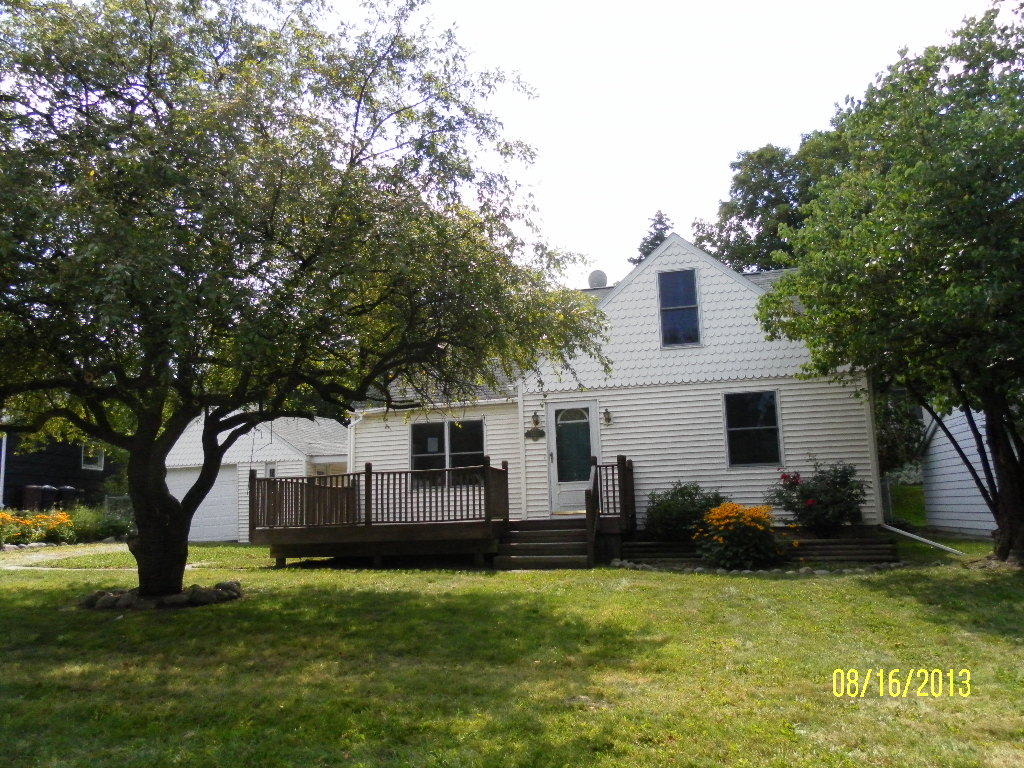 3713 Brentwood Dr, Flint, MI 48503 