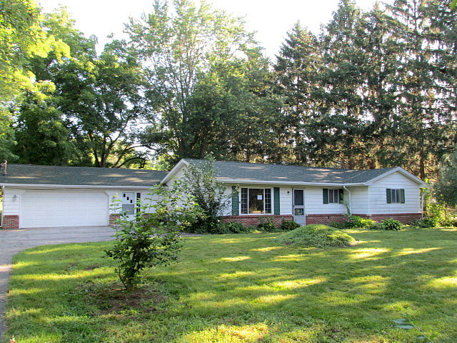 Sterns Rd, Lambertville, MI 48144 