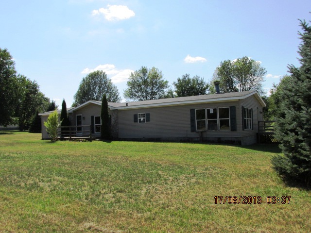 15945 Larsen Ave, Gowen, MI 49326 