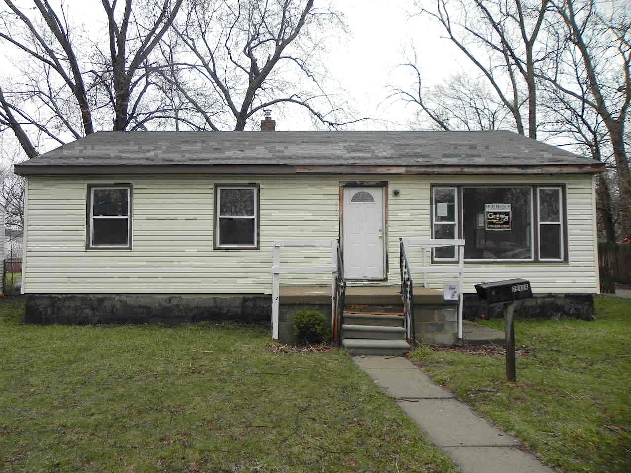 Glenwood, Inkster, MI 48141 
