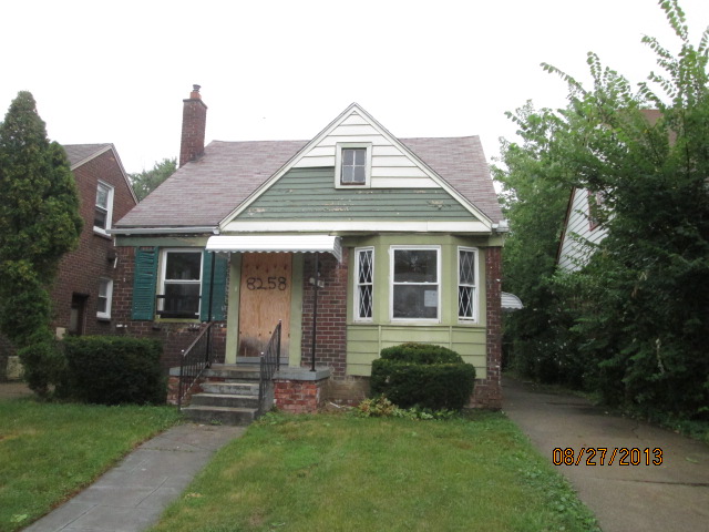 8258 Northlawn, Detroit, MI 48204 