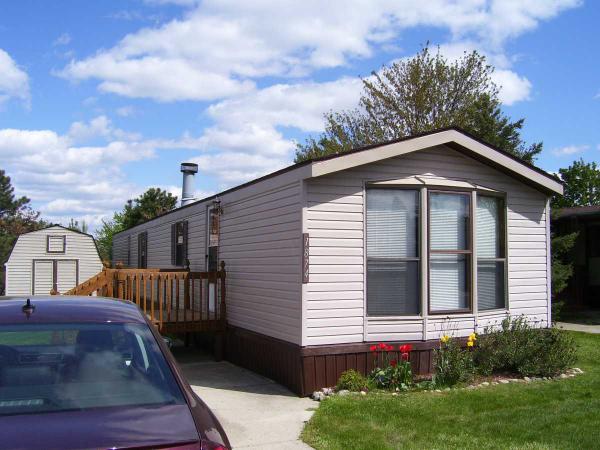 1874 Fenn, Milford, MI 48381 