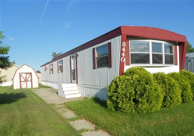 8440 Killy Ct, Newport, MI 48166 